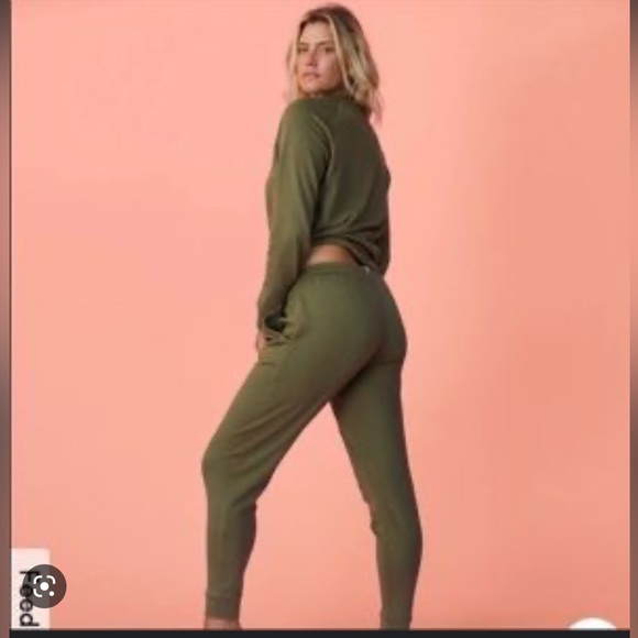ThirdLove Pants - Third Love Weekend Terry Sweatshirt and Joggers Set Sz L NWT
